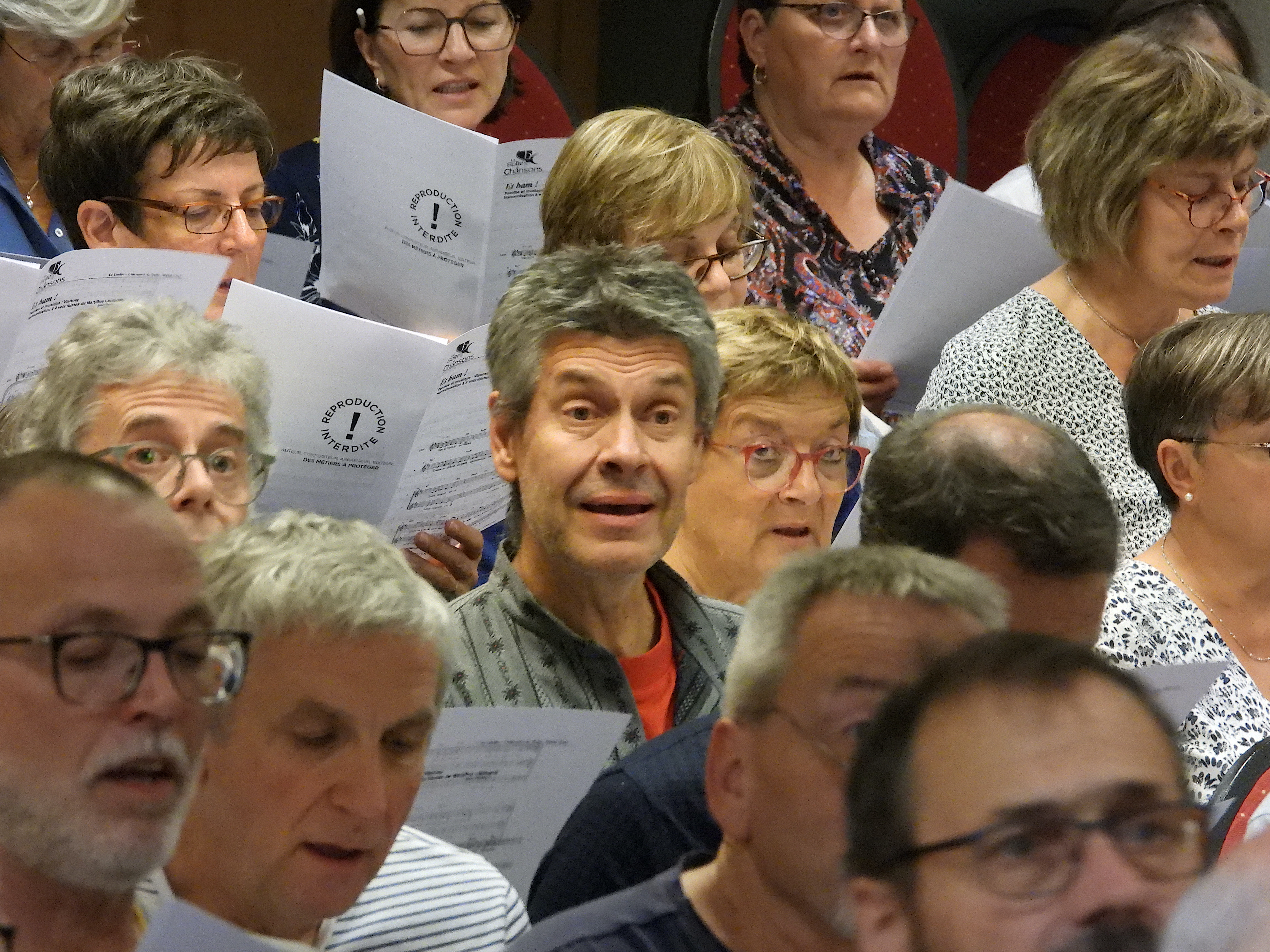 Bravo la voix - CHANTE ! CHANTONS ! VENEZ !